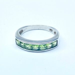 Sterling silver and baguette cut peridot ring
